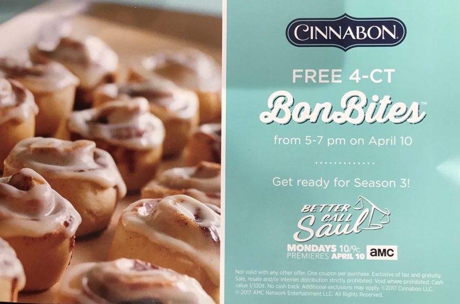 Cinnabon перевод. Синнабон реклама. Синнабон слоган. Синнабон фирменный стиль. Cinnabon слоган рекламы.