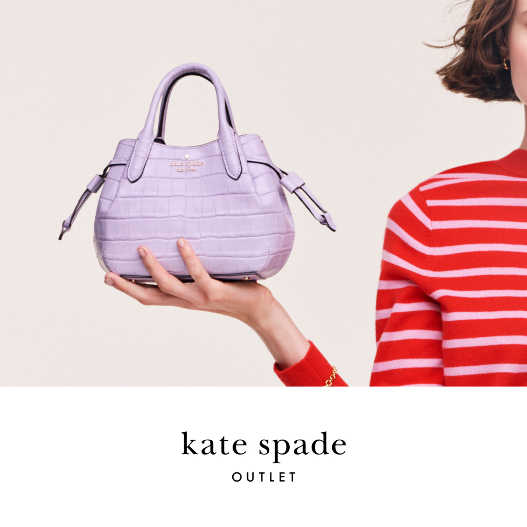 Kate Spade Outlet Campaign 161 Serving up cheer EN 1080x1080 1